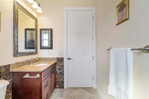 1900 Colleen St, Sarasota, FL 34231 - Photo 30