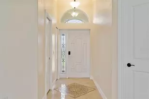 1900 Colleen St, Sarasota, FL 34231 - Photo 4