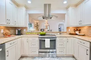 4717 E Trails Dr, Sarasota, FL 34232 - Photo 50