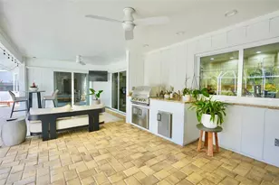 4717 E Trails Dr, Sarasota, FL 34232 - Photo 54