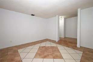 1325 Indian Rock Ct, Deltona, FL 32725 - Photo 8