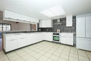 1325 Indian Rock Ct, Deltona, FL 32725 - Photo 18