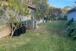 984 Tavernier Cir NE, Palm Bay, FL 32905 - Photo 10