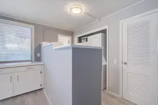 1223 Cocoanut Ave, Sarasota, FL 34236 - Photo 10