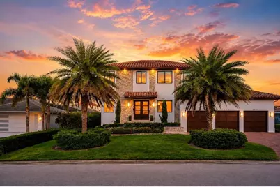 2060 Illinois Avenue NE, Saint Petersburg, FL 33703 - Photo 2