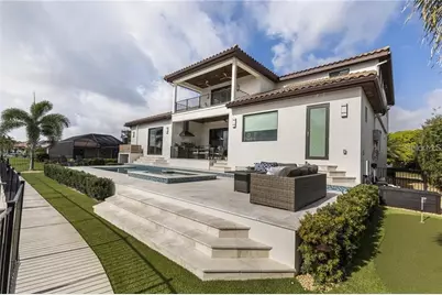 2060 Illinois Avenue NE, Saint Petersburg, FL 33703 - Photo 52