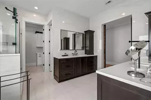 2060 Illinois Ave NE, Saint Petersburg, FL 33703 - Photo 44