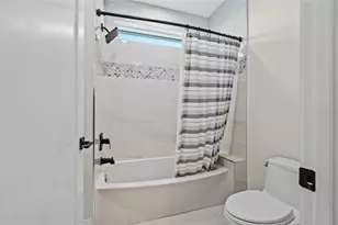 2060 Illinois Ave NE, Saint Petersburg, FL 33703 - Photo 68