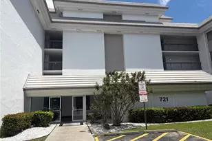 721 N Pine Island Rd, Plantation, FL 33324 - Photo 1