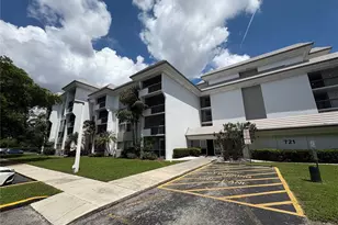 721 N Pine Island Rd, Plantation, FL 33324 - Photo 2