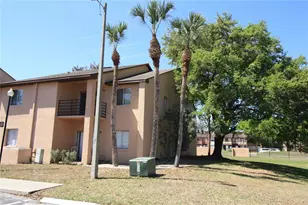 5208 Via Hacienda Cir, Orlando, FL 32839 - Photo 2