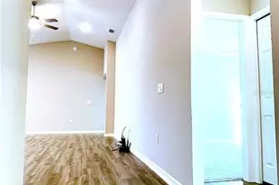 1387 Mountain Flower Ln, Davenport, FL 33837 - Photo 2