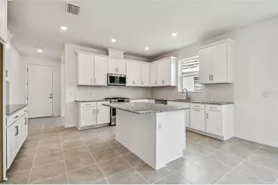 18135 Cherished Loop, Lakewood Ranch, FL 34211 - Photo 2
