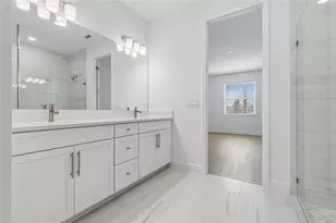 8115 Seaflower Pkwy, Bradenton, FL 34210 - Photo 12