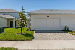 8115 Seaflower Pkwy, Bradenton, FL 34210 - Photo 2