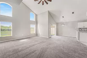 7533 Merchantville Cir, Zephyrhills, FL 33540 - Photo 6