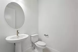 8221 Seaflower Pkwy, Bradenton, FL 34210 - Photo 18