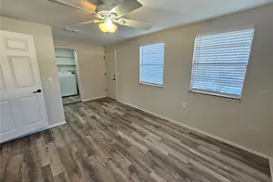 4849 Camphor Ave, Sarasota, FL 34231 - Photo 10