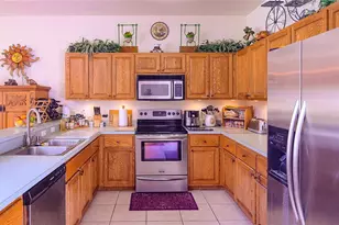 4626 Cumbrian Lakes Dr, Kissimmee, FL 34746 - Photo 6