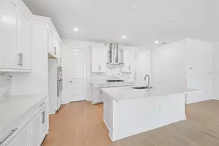 7551 Hawkstone Dr, Sarasota, FL 34241 - Photo 4