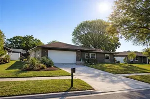5168 Lido St, Orlando, FL 32807 - Photo 2