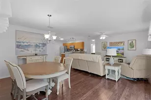 17431 SE 93rd Retford Terrace, The Villages, FL 32162 - Photo 4