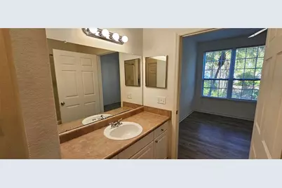 5581 Rosehill Road #104, Sarasota, FL 34233 - Photo 12