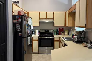 3916 Magnolia Lake Ln, Orlando, FL 32810 - Photo 4