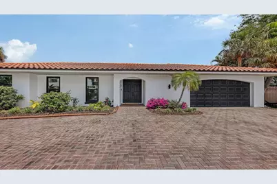589 Commonwealth Lane, Sarasota, FL 34242 - Photo 2