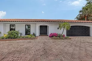 589 Commonwealth Ln, Sarasota, FL 34242 - Photo 2