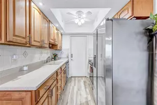 3806 Gulf of Mexico Dr, Longboat Key, FL 34228 - Photo 10