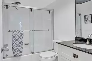 3806 Gulf of Mexico Dr, Longboat Key, FL 34228 - Photo 36