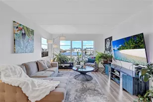 3806 Gulf of Mexico Dr, Longboat Key, FL 34228 - Photo 12