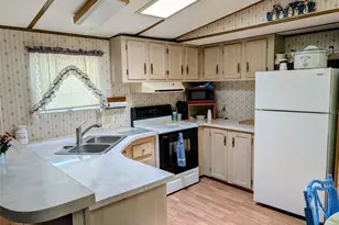 14181 SE 90th Terrace, Summerfield, FL 34491 - Photo 4