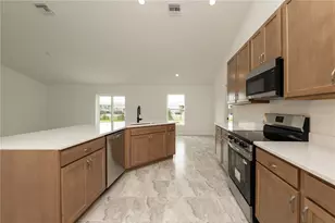 4423 Cremona Dr, Sebring, FL 33872 - Photo 4