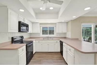 12206 Snead Place, Tampa, FL 33624 - Photo 6