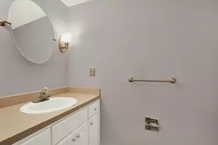 12206 Snead Pl, Tampa, FL 33624 - Photo 16