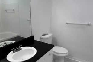 18001 Richmond Pl Dr, Tampa, FL 33647 - Photo 14