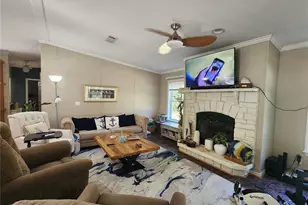 7910 NW 141st St, Trenton, FL 32693 - Photo 2