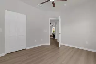 4207 S Dale Mabry Hwy, Tampa, FL 33611 - Photo 16