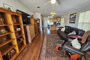 2352 Peavine Cir, Lakeland, FL 33810 - Photo 4