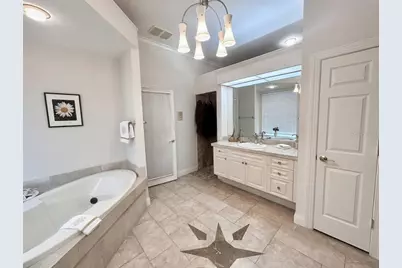 9110 Deer Court, Venice, FL 34293 - Photo 16