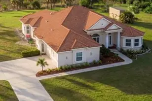9110 Deer Ct, Venice, FL 34293 - Photo 2