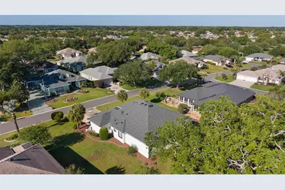 8715 SE 176th Lowndes Place, The Villages, FL 32162 - Photo 40