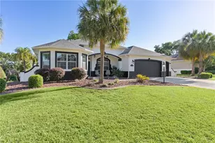 8715 SE 176th Lowndes Pl, The Villages, FL 32162 - Photo 2