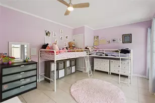 27627 Lois Dr, Tavares, FL 32778 - Photo 20