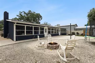 27627 Lois Dr, Tavares, FL 32778 - Photo 36