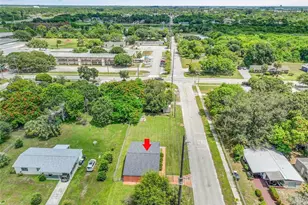 2102 Ave P, Fort Pierce, FL 34950 - Photo 2