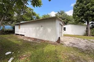 24021 Armadillo Rd, Astor, FL 32102 - Photo 32