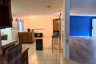 24021 Armadillo Rd, Astor, FL 32102 - Photo 10
